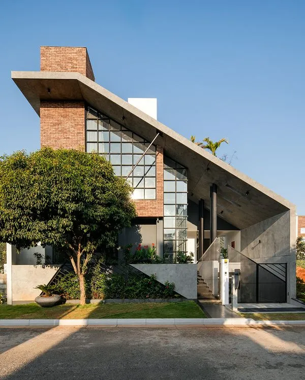 Industrial Modern Exterior