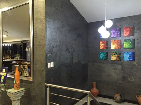 stone veneer wall